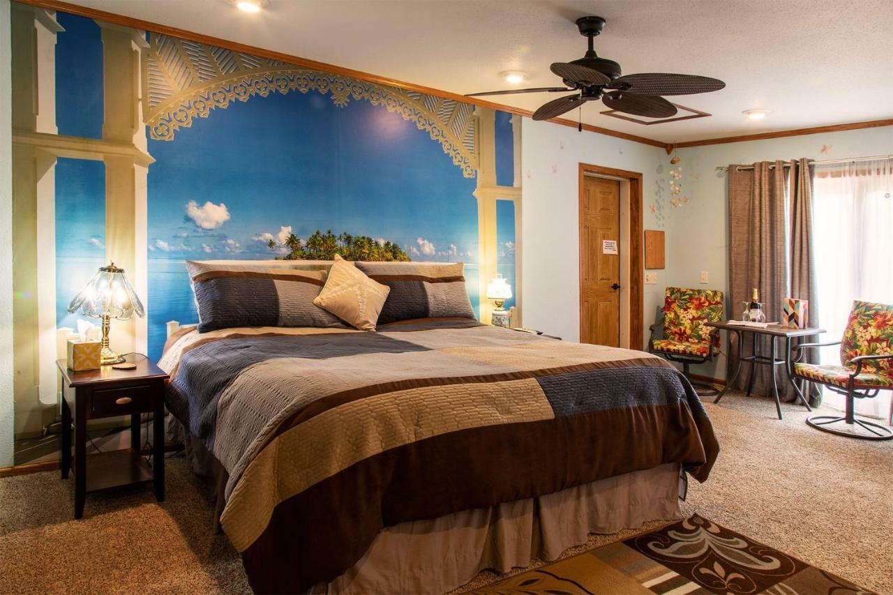 Shane Acres Country Inn Juneau エクステリア 写真