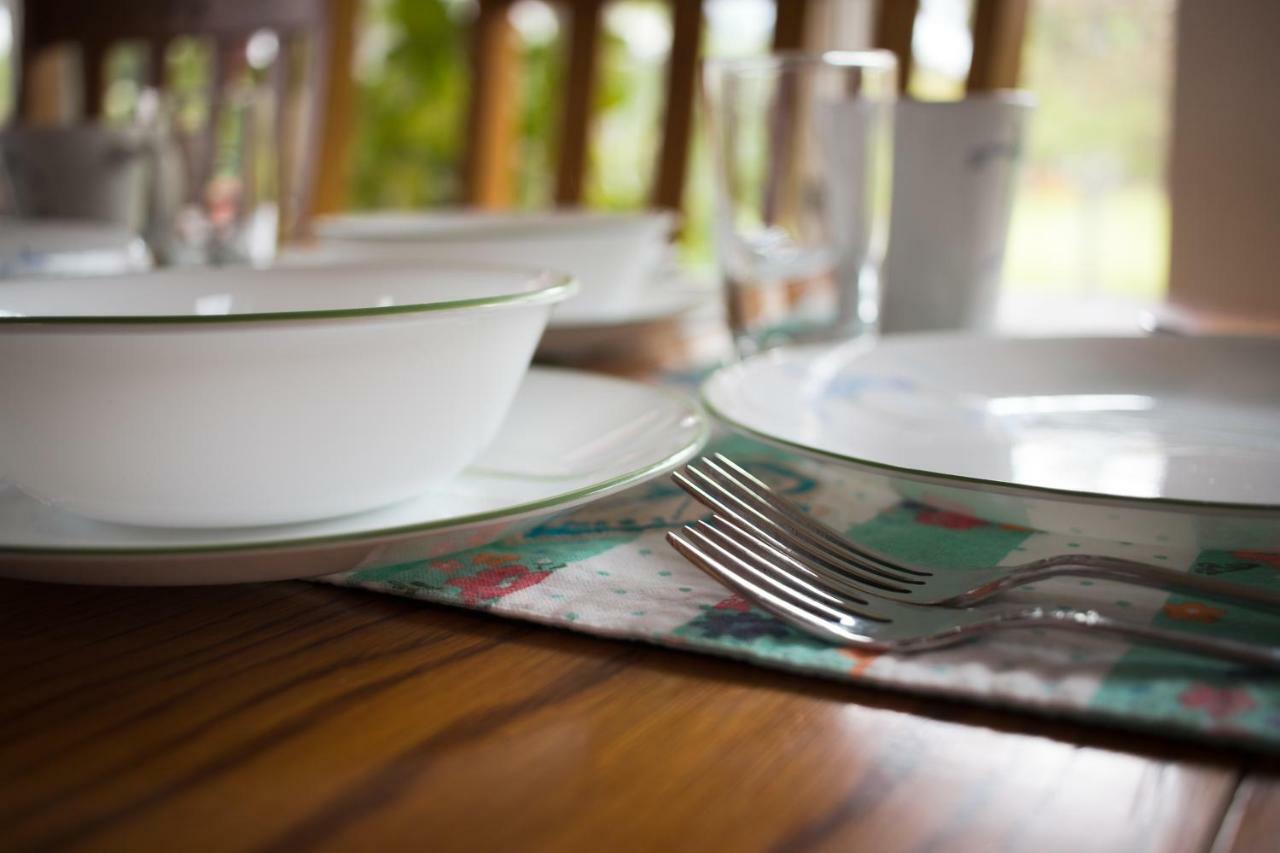 Shane Acres Country Inn Juneau エクステリア 写真