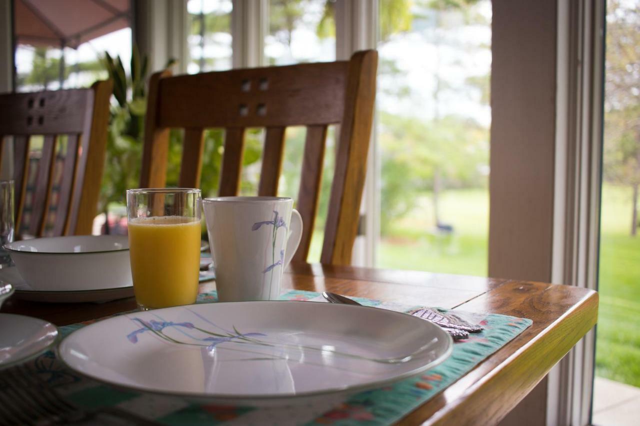 Shane Acres Country Inn Juneau エクステリア 写真